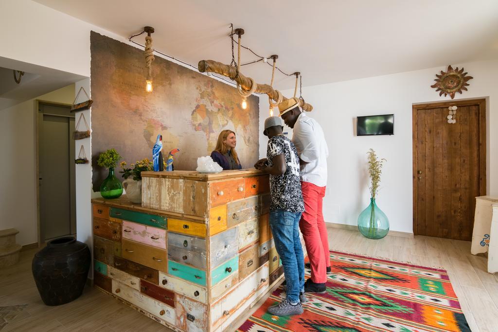 Timbuktu Hostel Сан-Вито-Ло-Капо Экстерьер фото